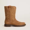 Botas Wish Teen de ante color camel con bordado de estrellas