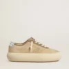 Space-Star para hombre en ante beige con estrella perforada y lengüeta metálica plateada en el talón