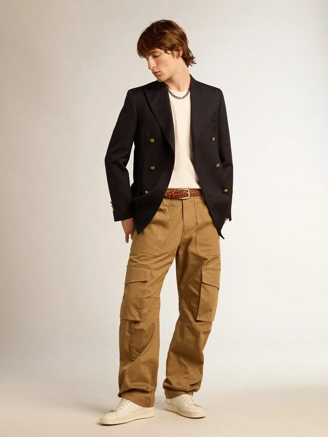 Americana de doble botonadura para hombre en azul oscuro