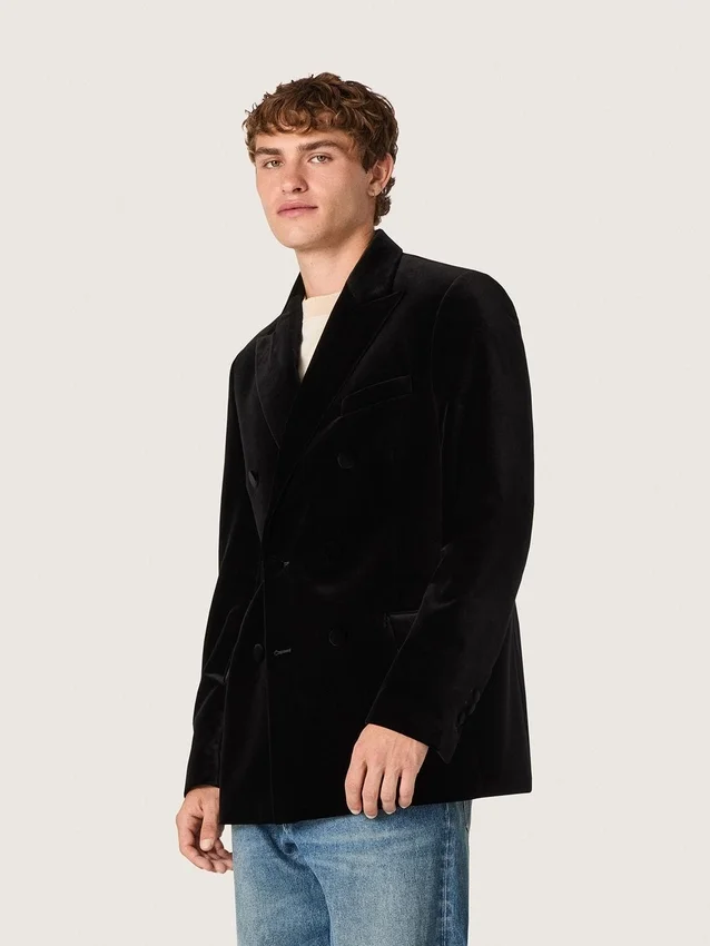 Americana de doble botonadura para hombre en terciopelo negro con solapas de satén negro