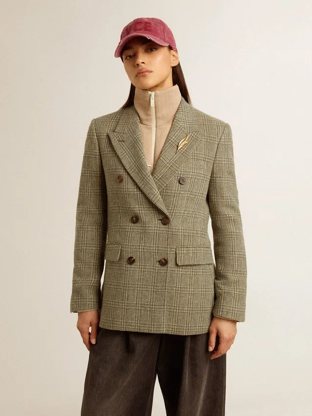 Americana de doble botonadura para mujer en lana de Shetland