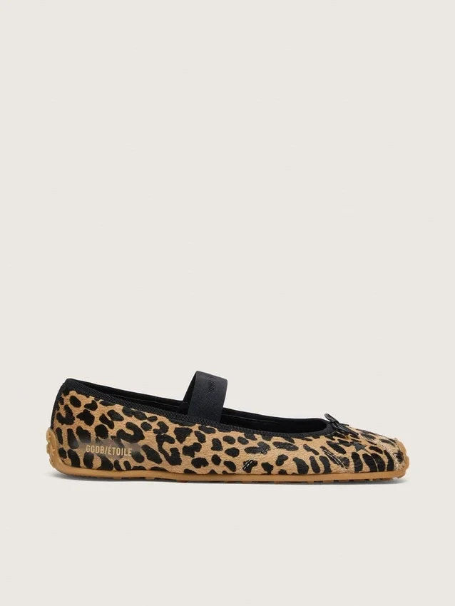 Bailarinas Étoile de piel de potro con estampado de leopardo, estrella bordada en negro y tira elástica