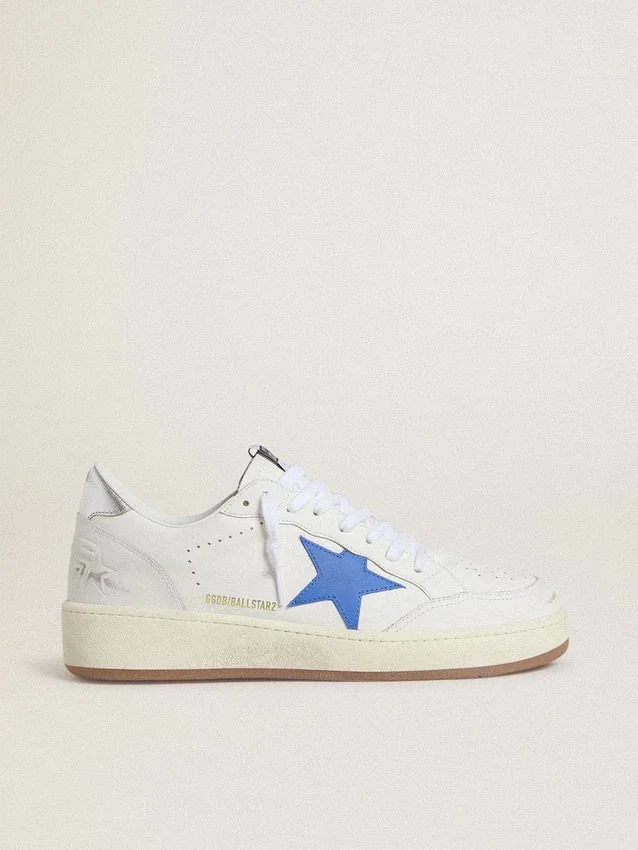 Ball Star con estrella de piel azul claro y lengüeta en el talón de piel con laminado plateado
