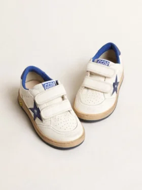 Ball Star Junior con estrella de piel azul metalizada y lengüeta en el talón