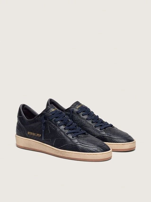 Ball Star para hombre en piel azul marino con estrella de piel tono sobre tono