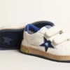 Ball Star Young con estrella de piel azul metalizada y lengüeta en el talón