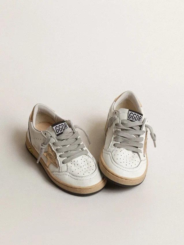 Ball Star Young con estrella y lengüeta del talón de piel metalizada dorada