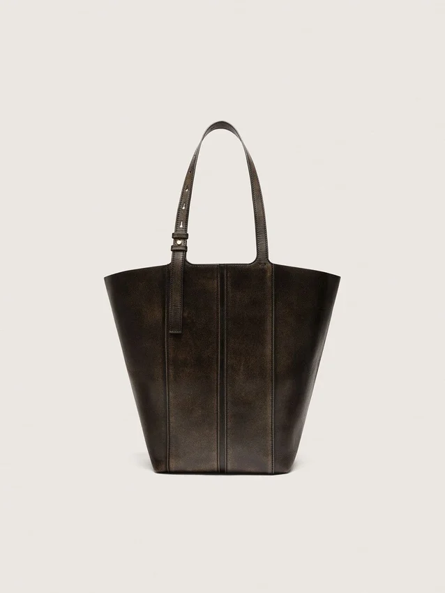 Bolso 24/7 North South en piel envejecida negra con asas ajustables