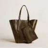 Bolso 24/7 North South en piel envejecida negra con asas ajustables