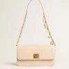 Bolso Gioia en piel repujada rosa pálido con detalles dorados