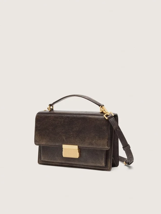 Bolso Venezia en piel vintage marrón oscuro con relieve y detalles dorados