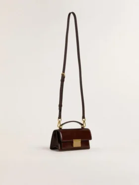 Bolso Venezia pequeño en piel laminada marrón oscuro con detalles dorados