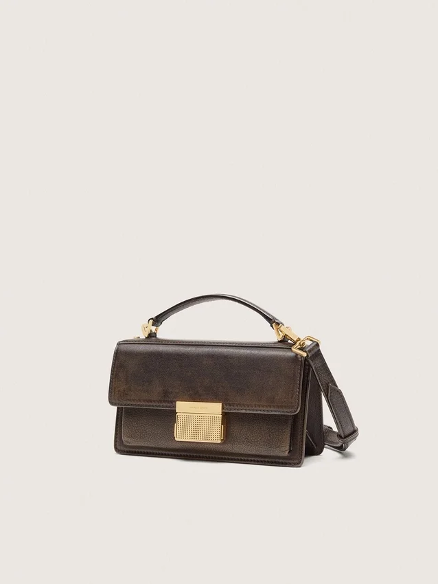 Bolso Venezia pequeño en piel marrón oscuro con hebilla dorada