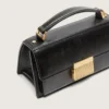 Bolso Venezia pequeño en piel negra envejecida con detalles dorados