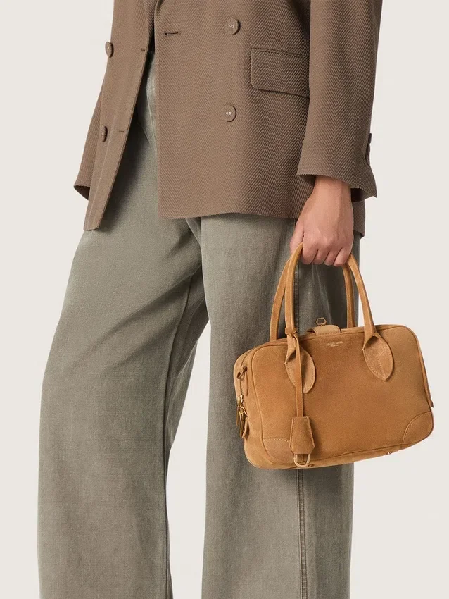 Bolso Vita en ante color camel con detalles dorados
