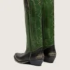 Botas altas Wish Star para mujer en piel negra con caña de piel verde y bordados blancos