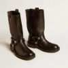Botas Kurt de piel negra brillante con hebilla y tachuelas de color plateado