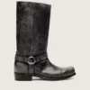 Botas moteras altas para hombre de piel negra con correa y hebilla plateada