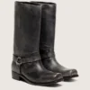 Botas moteras altas para hombre de piel negra con correa y hebilla plateada