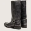 Botas moteras altas para hombre de piel negra con correa y hebilla plateada