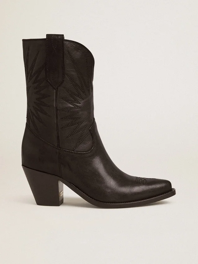Botas Wish Star de caña baja en piel negra con estrella incrustada tono sobre tono