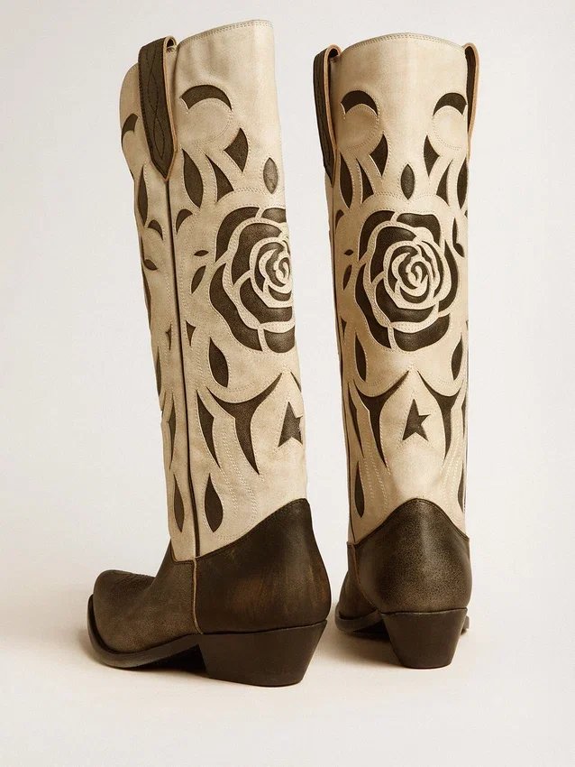 Botas Wish Star en piel negra y blanca con incrustaciones de rosas y estrellas