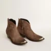 Botas «Young» de ante marrón oscuro