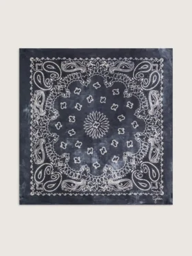 Bufanda gris antracita con estampado de paisley