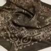 Bufanda verde musgo con estampado de cachemira