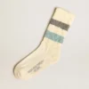 Calcetines en blanco envejecido con rayas bicolores
