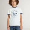 Camisas blancas para niños con estampado azul