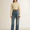 Camisas de color crudo con rayas y cristales bordados