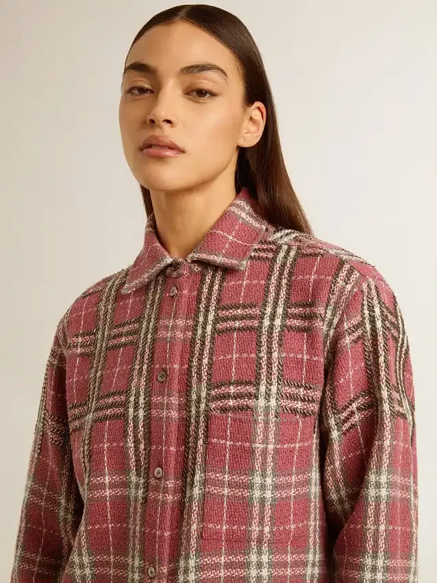 Camisas de mujer con bordado de cuadros en rosa, arena y gris