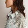 Camisas de mujer estilo «boyfriend» decoloradas con cristales cabujón
