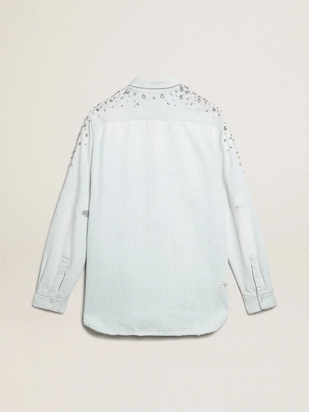Camisas de mujer estilo «boyfriend» decoloradas con cristales cabujón