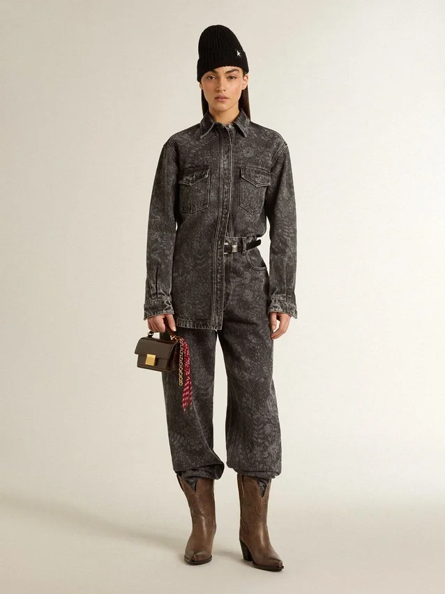 Camisas de vaquero negras para mujer con estampado floral tono sobre tono