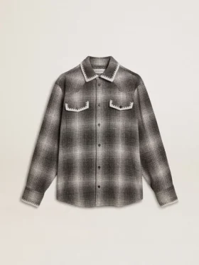 Camisas grises de hombre con bordado blanco