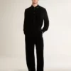 Camisas negras con efecto terciopelo y bordados