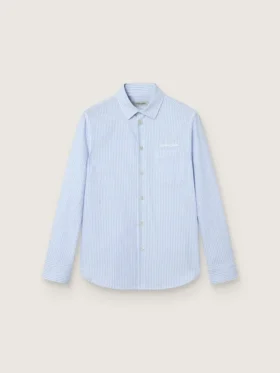 Camisas para niños de algodón a rayas azul claro y blancas con logotipo bordado