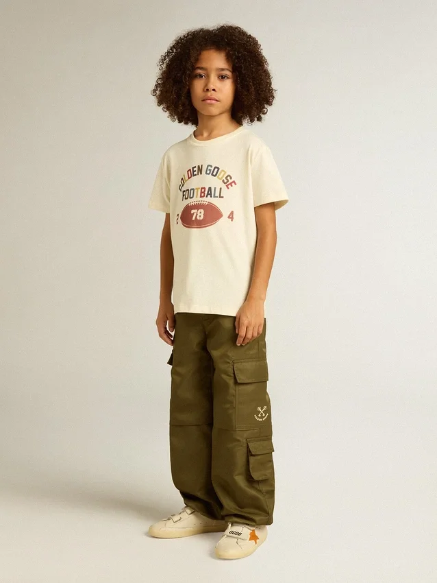Camisas para niños en blanco desgastado con letras multicolores