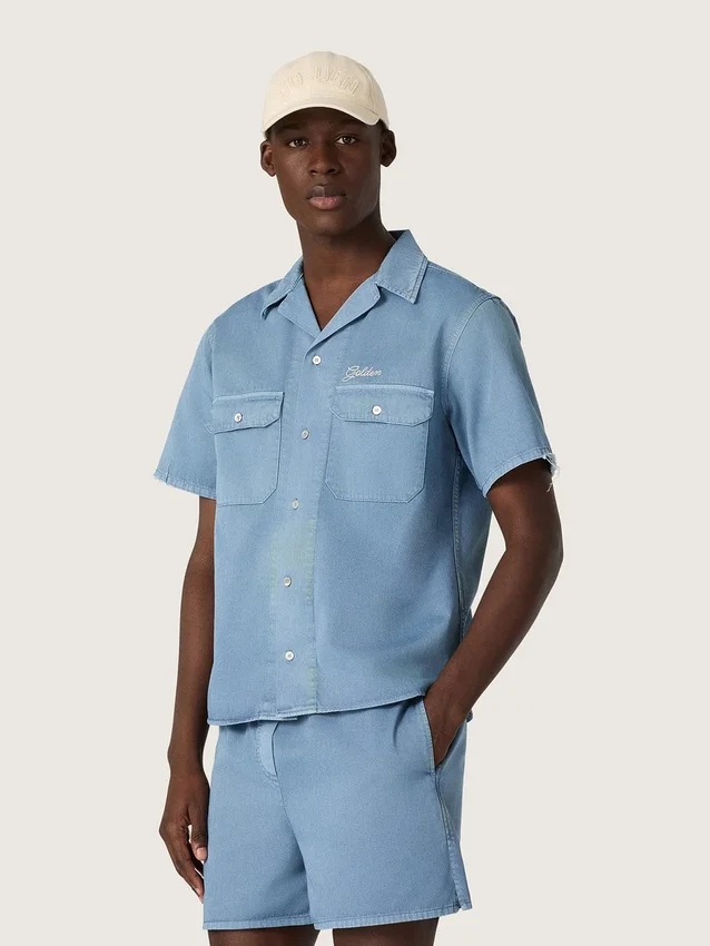 Camisas unisex de denim azul claro con bordado en la espalda