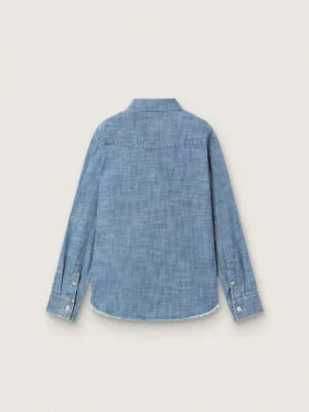 Camisas unisex «Journey» de cambray de algodón azul claro con bajo con flecos y parche bordado