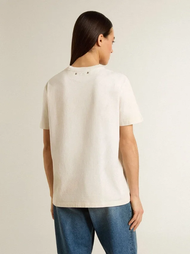 Camiseta blanca de mujer con estampado floral