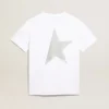 Camiseta blanca de mujer con logotipo plateado brillante y estrella