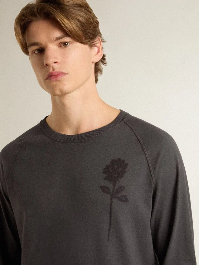 Camiseta de hombre de algodón color antracita con estampado en el pecho
