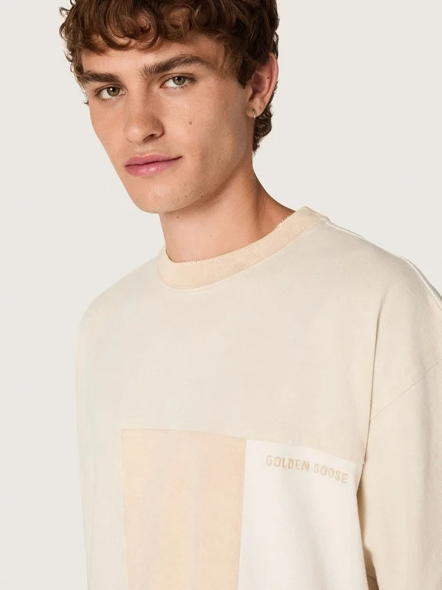 Camiseta de hombre de jersey de algodón con efecto patchwork en blanco y beige