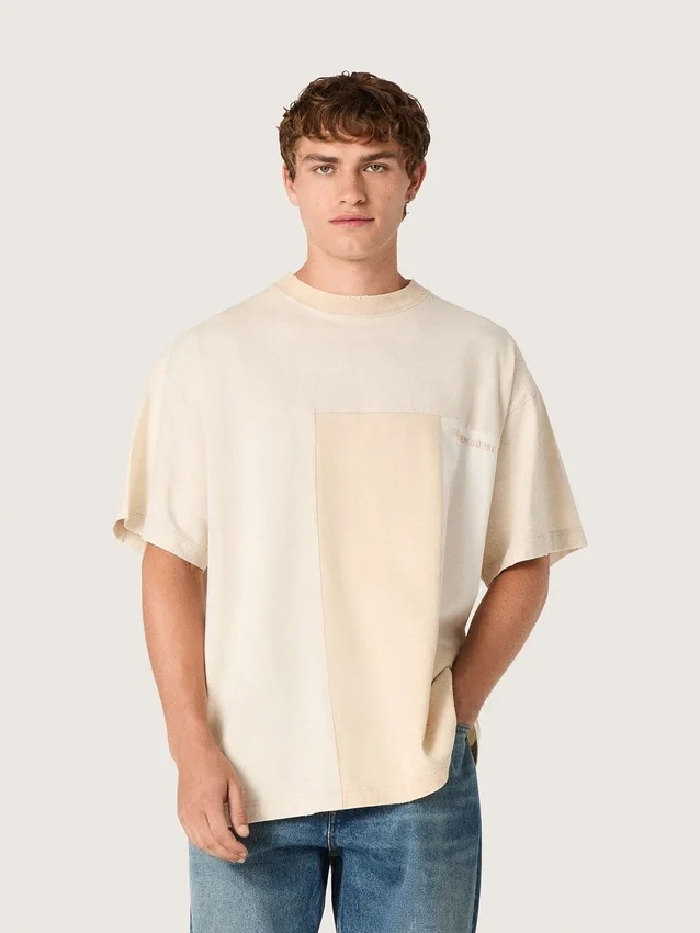 Camiseta de hombre de jersey de algodón con efecto patchwork en blanco y beige