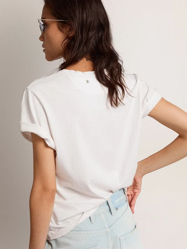 Camiseta de mujer de corte ajustado y efecto desgastado en color blanco
