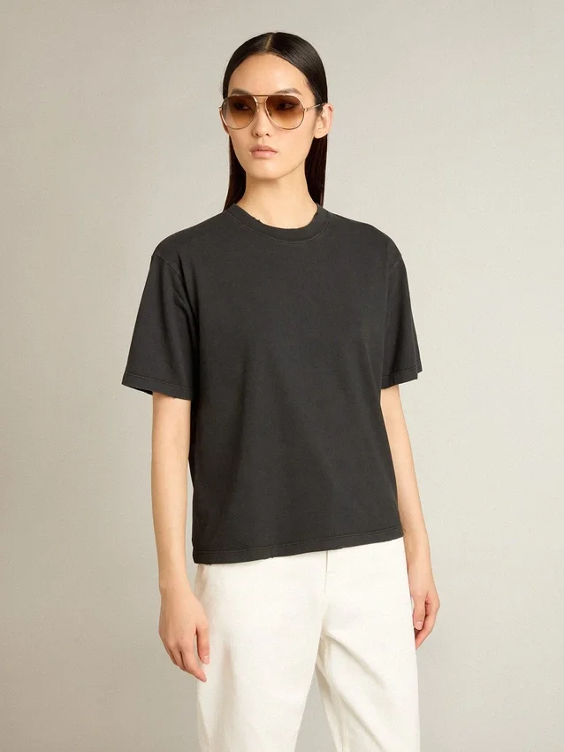 Camiseta en negro lavado con logotipo invertido en la espalda - Jersey Capsule