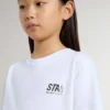 Camiseta infantil de algodón blanco con estampado plateado